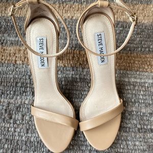 Steve Madden Nude Stecy Heel